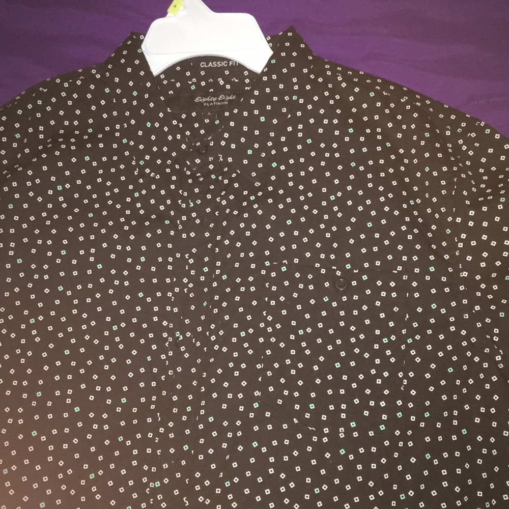 Classic fit dress shirt